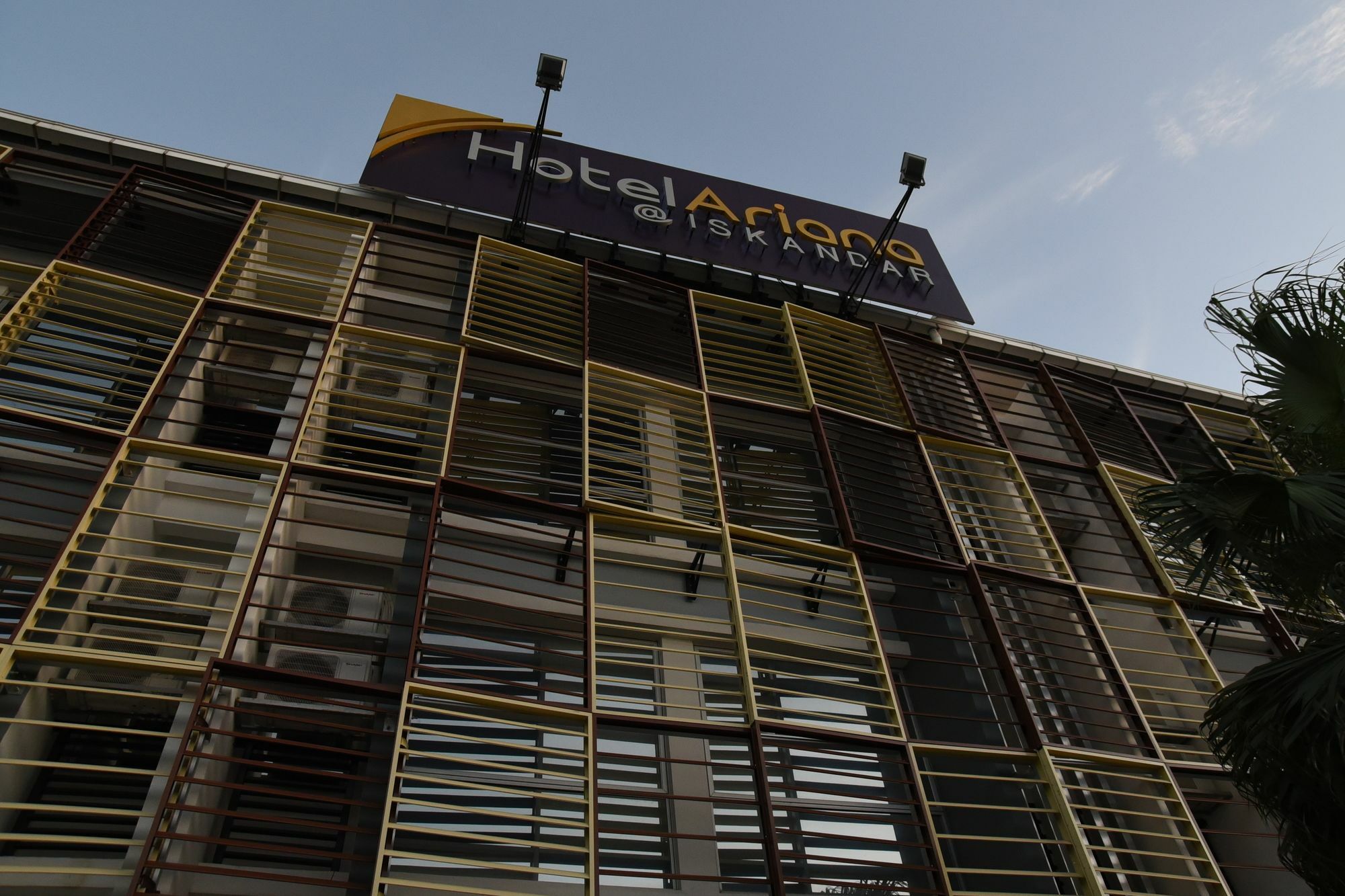 Hotel Zamburger Second Link Johor Bahru Exterior photo