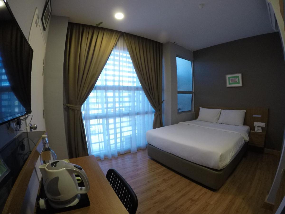 Hotel Zamburger Second Link Johor Bahru Exterior photo