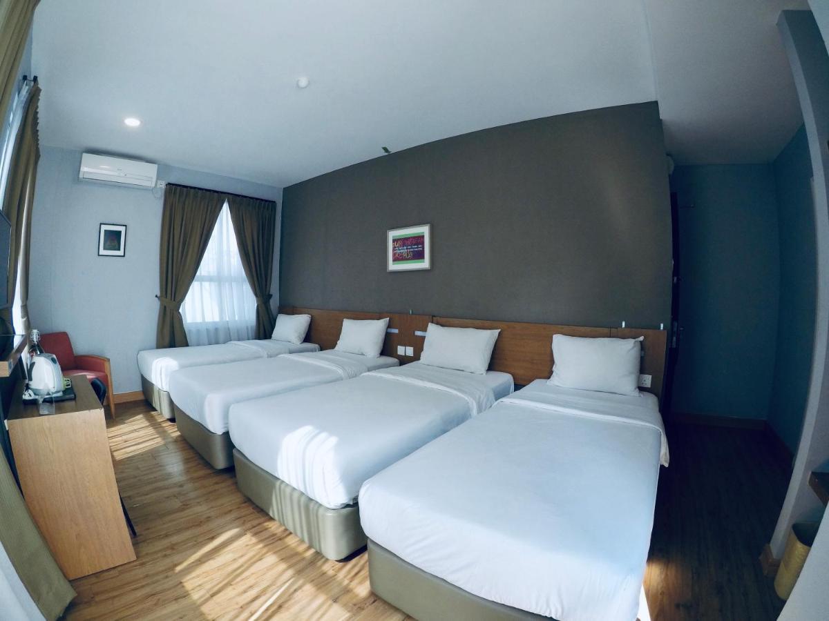 Hotel Zamburger Second Link Johor Bahru Exterior photo